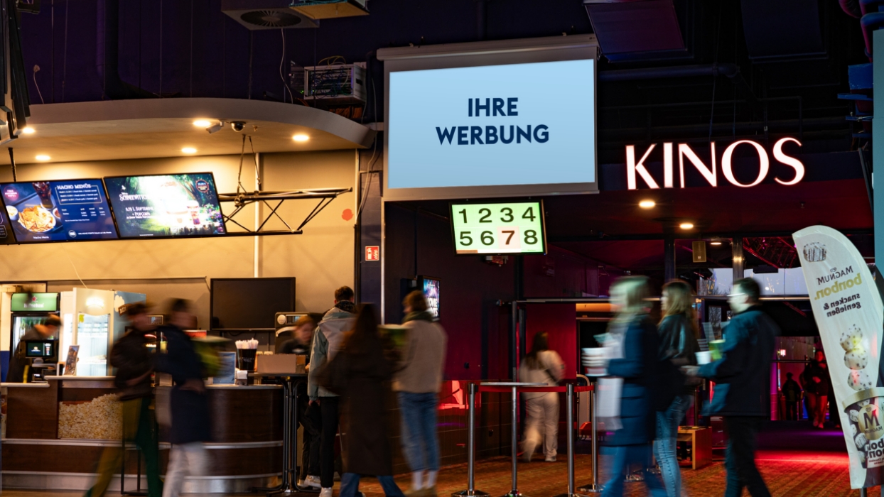 Digitale Außenwerbung in Kinos schalten Beispiel